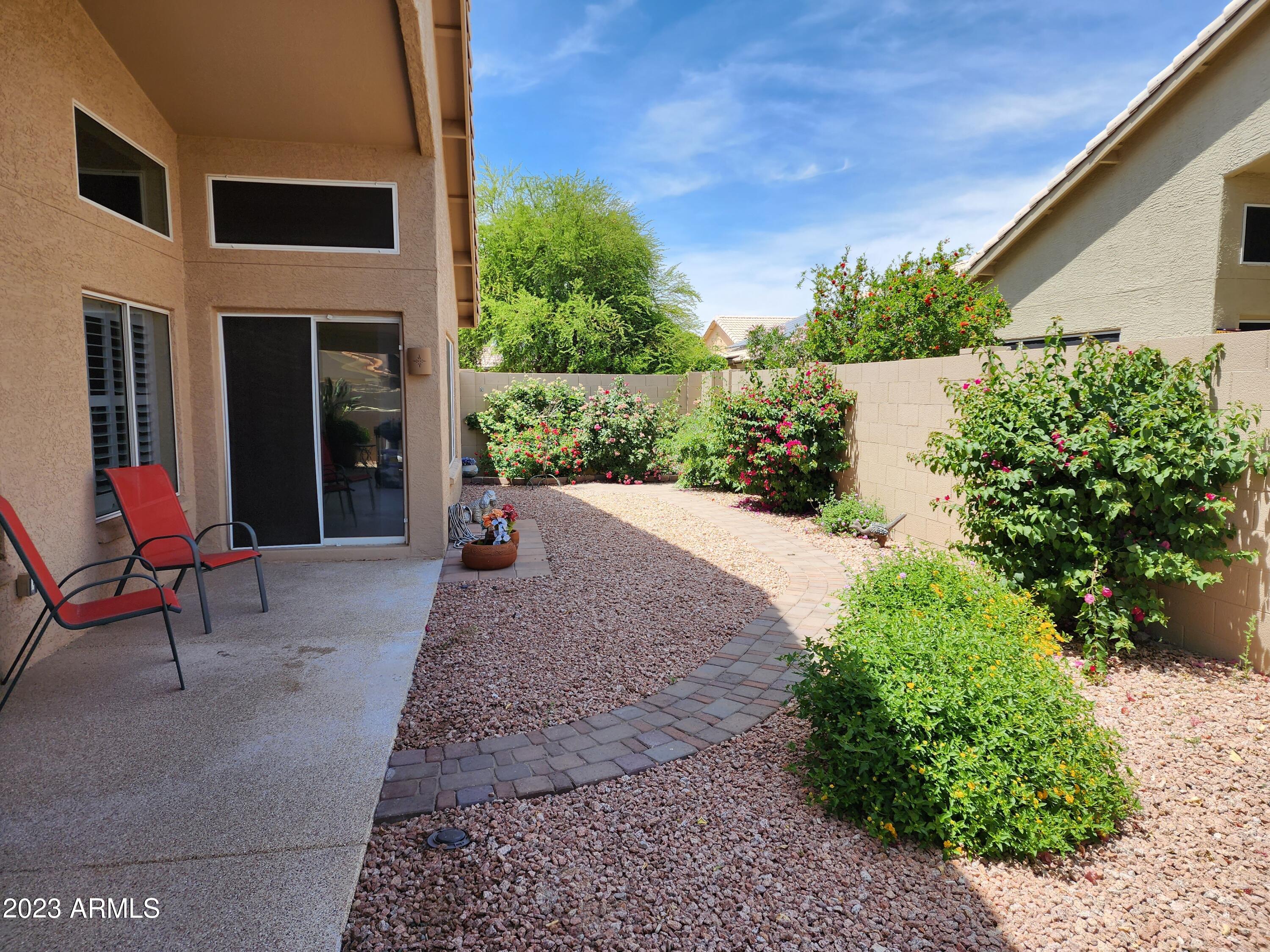 15054 Piccadilly Road Goodyear, AZ 85395 - Photo 30 of 31 20230430_130250