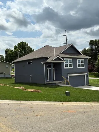 $379,000 | 1849 South 54th Street, Kansas City, KS 66106