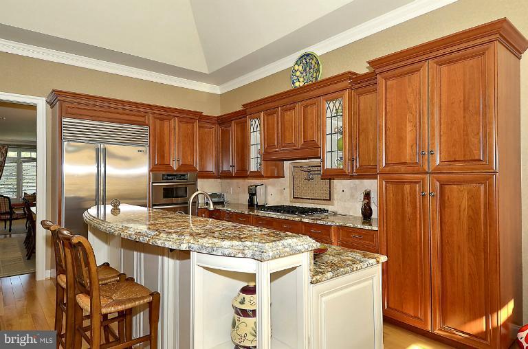 511 Hawkshead Road Lutherville-Timonium, MD 21093 - Photo 2 of 29 Kitchen