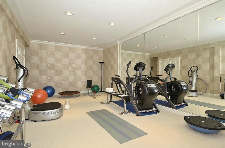 511 Hawkshead Road Lutherville-Timonium, MD 21093 - Photo 3 of 29 Interior (General)