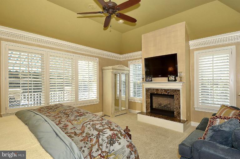 511 Hawkshead Road Lutherville-Timonium, MD 21093 - Photo 22 of 29 Bedroom (Master)