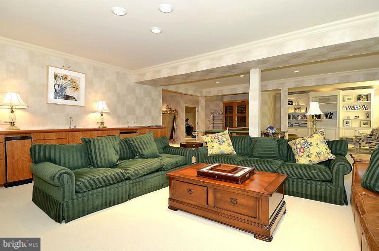 511 Hawkshead Road Lutherville-Timonium, MD 21093 - Photo 27 of 29 Interior (General)