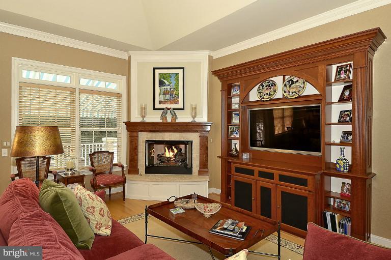 511 Hawkshead Road Lutherville-Timonium, MD 21093 - Photo 4 of 29 Family Room