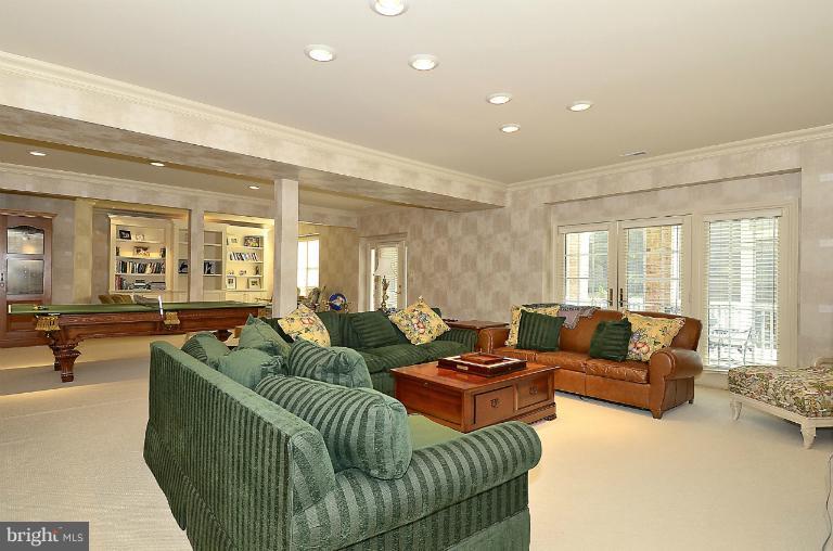 511 Hawkshead Road Lutherville-Timonium, MD 21093 - Photo 7 of 29 Interior (General)