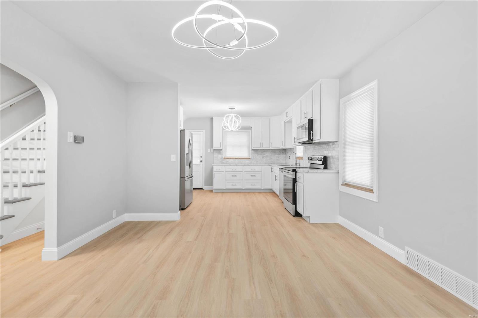 149 Troy Road Collinsville, IL 62234 - Photo 13 of 40 Gallery Image 13