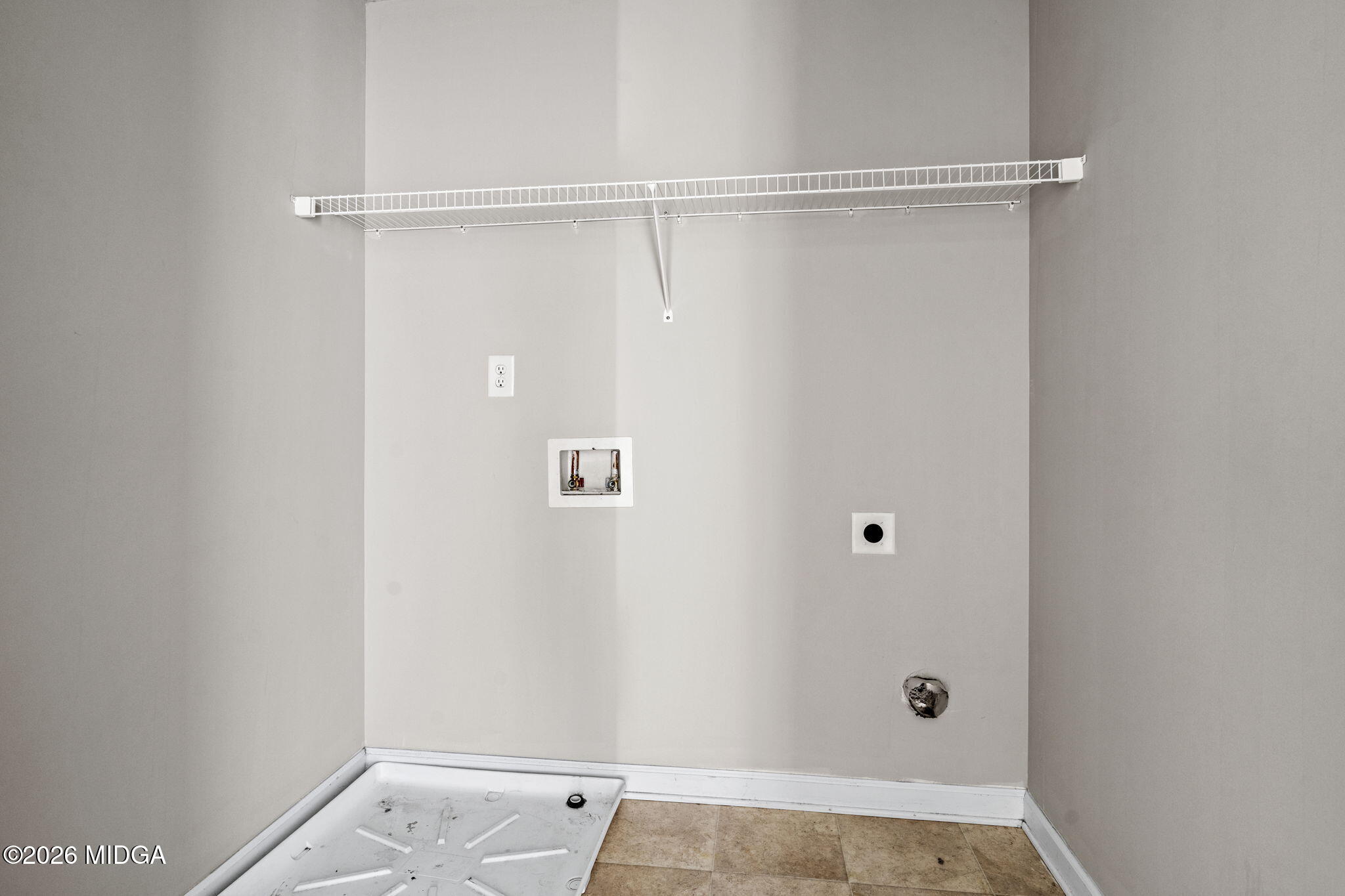 184 Amelia Drive, Unit 162 Byron, GA 31008 - Photo 43 of 46 a view of an empty room