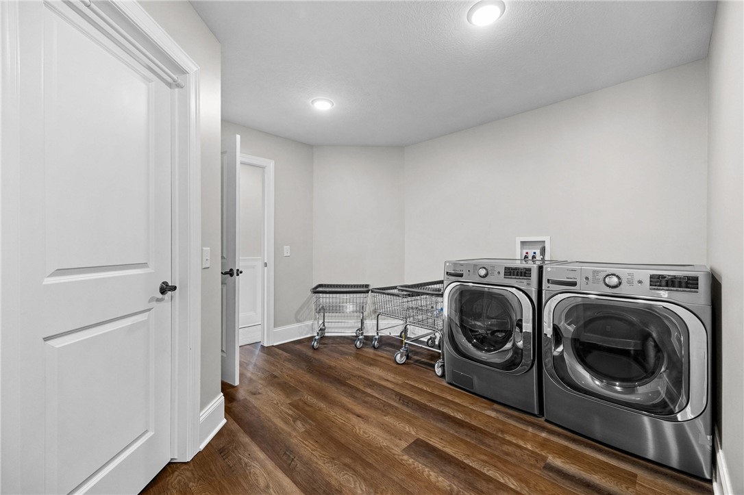 2885 Ridgeway Avenue Greece, NY 14626 - Photo 39 of 50