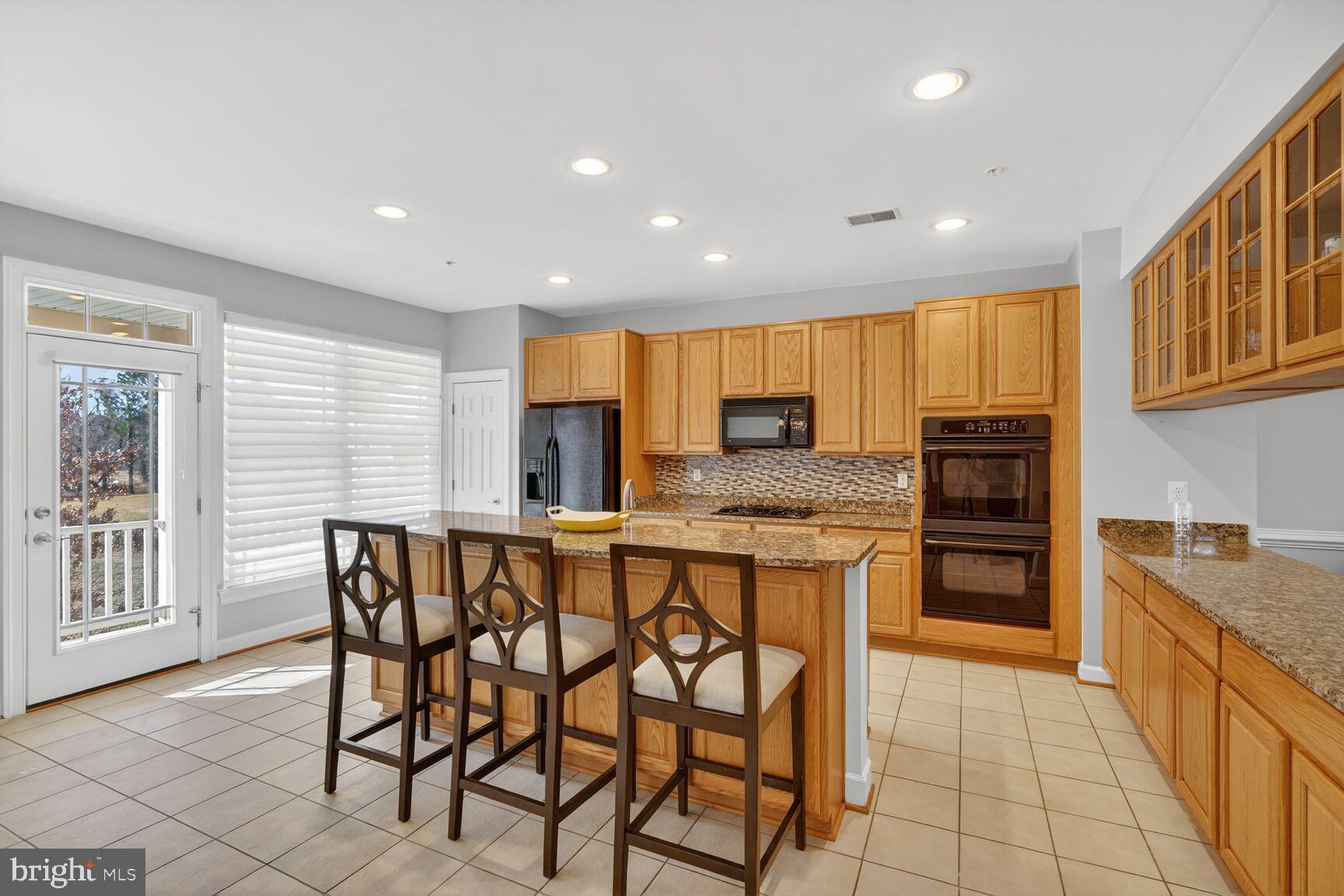 2804 Persimmon Place, Unit D3 Cambridge, MD 21613 - Photo 7 of 29 Kitchen with ample storage space