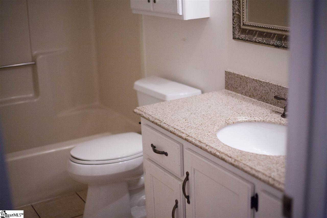 1115 Fitzroy Drive Pendleton, SC 29670 - Photo 11 of 31 Gallery Image 11