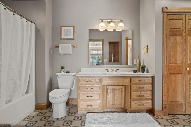 $739,000 | 1407 15th Street North, Wahpeton, ND 58075