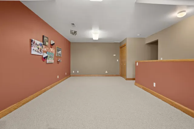 $739,000 | 1407 15th Street North, Wahpeton, ND 58075