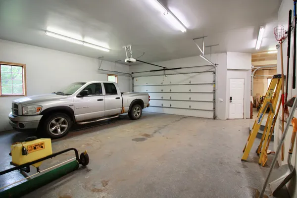 $719,000 | 1407 15th Street North, Wahpeton, ND 58075