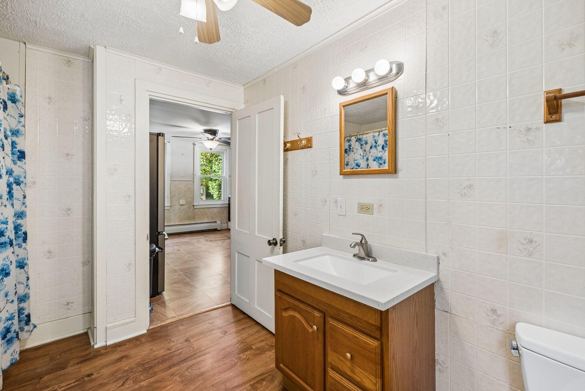155 Spring Street Gardiner, ME 04345 - Photo 29 of 46 34_DSC02602