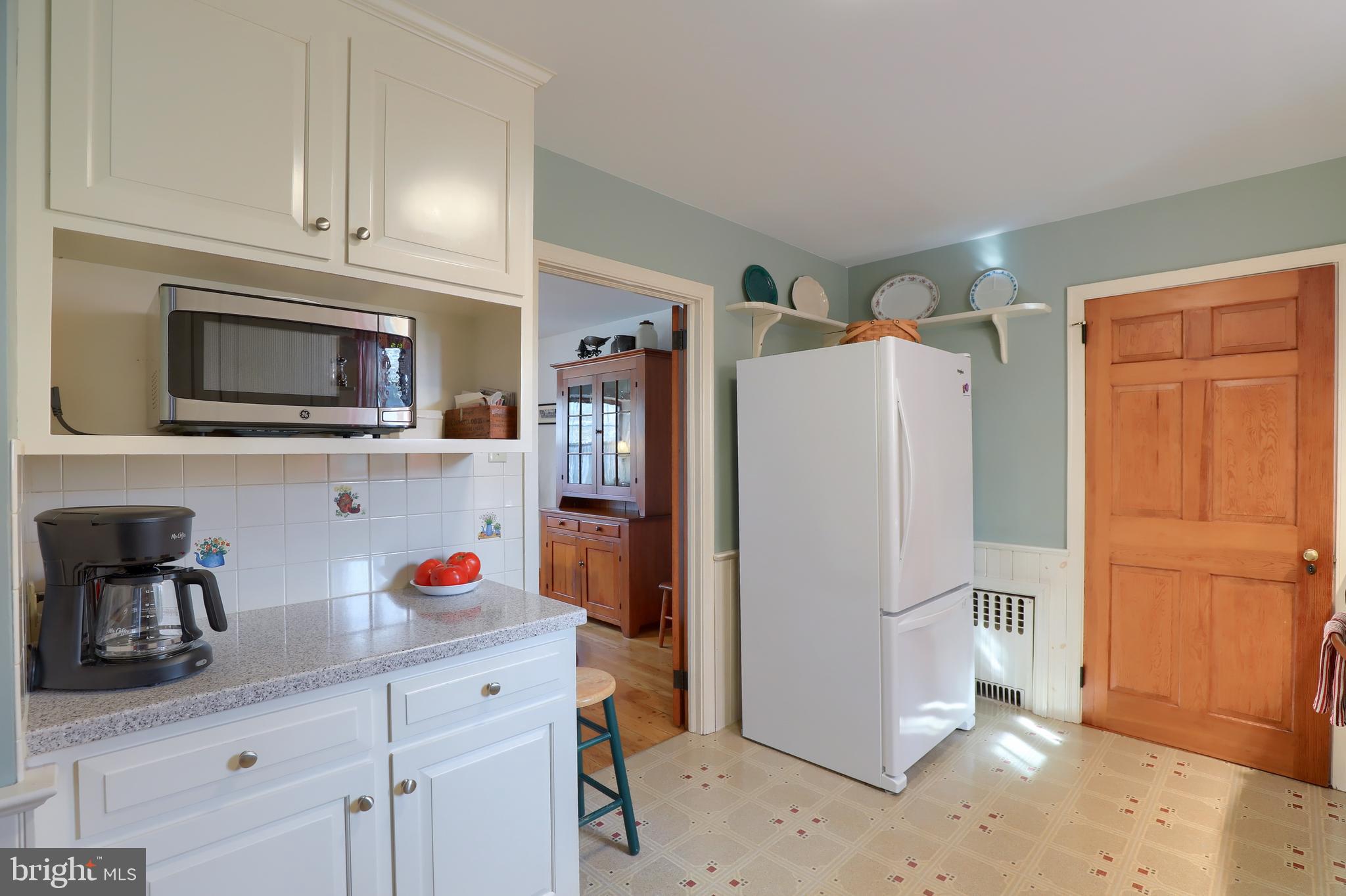108 East Third Avenue Lititz, PA 17543 - Photo 17 of 35