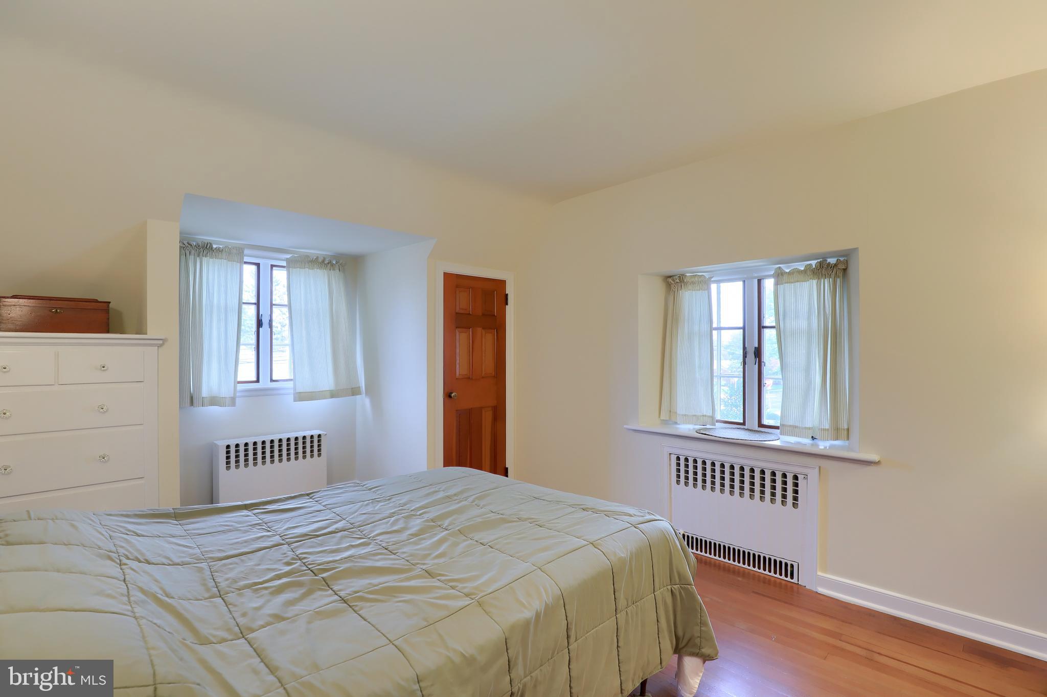 108 East Third Avenue Lititz, PA 17543 - Photo 27 of 35