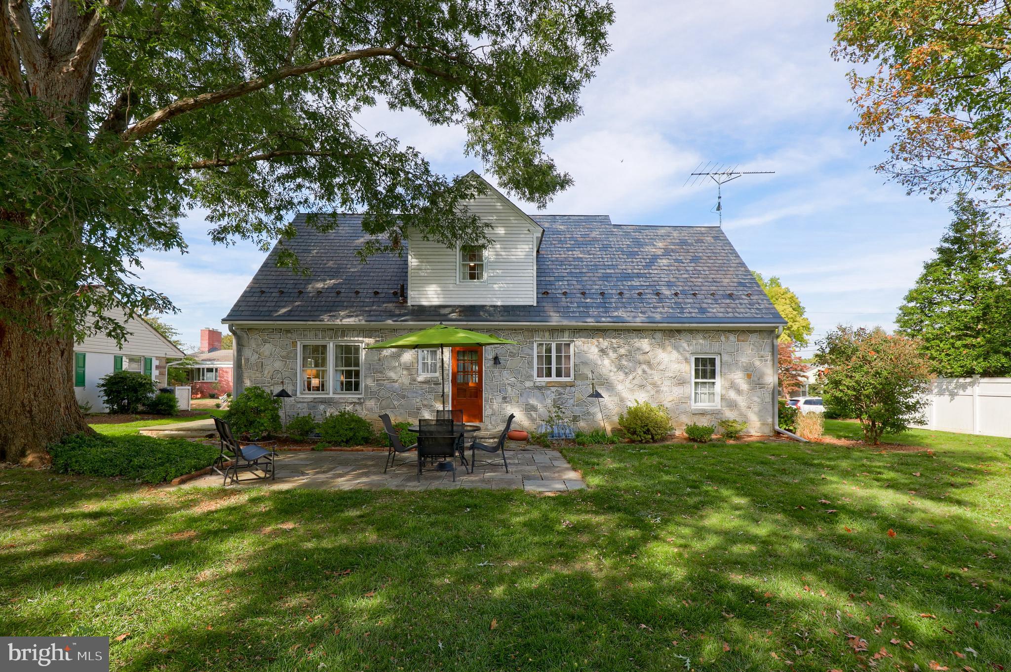 108 East Third Avenue Lititz, PA 17543 - Photo 32 of 35
