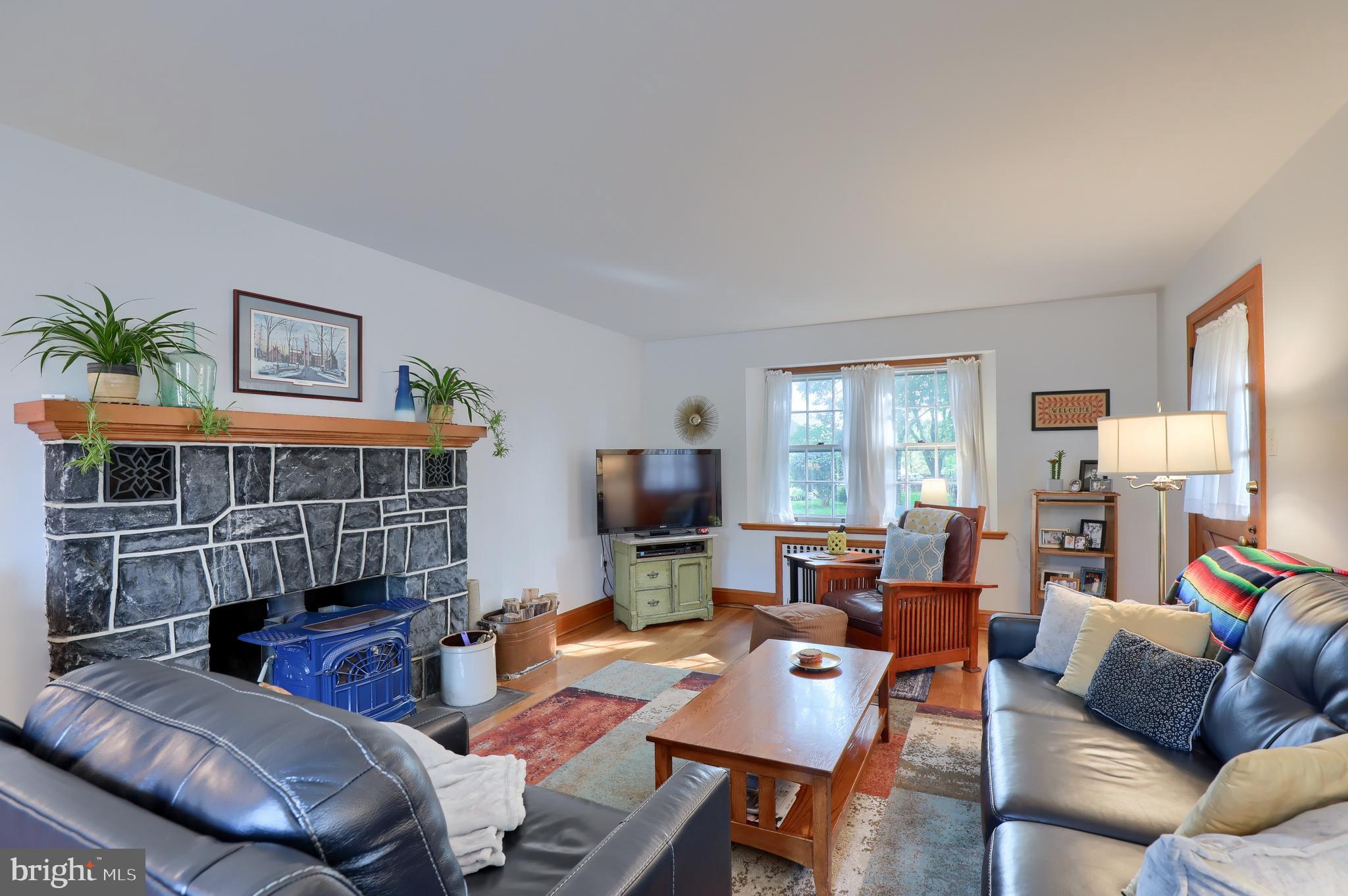 108 East Third Avenue Lititz, PA 17543 - Photo 8 of 35