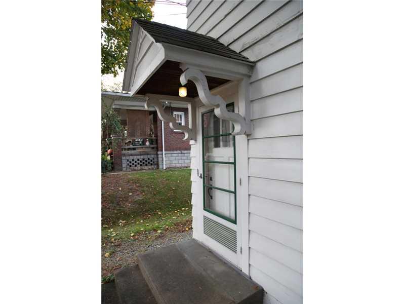 106 West Ingomar Road Pittsburgh, PA 15237 - Photo 5 of 21 Exterior Front. Charming Exterior