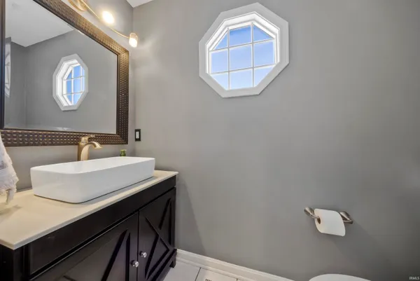 $450,000 | 4350 Wynbrooke Court, Newburgh, IN 47630