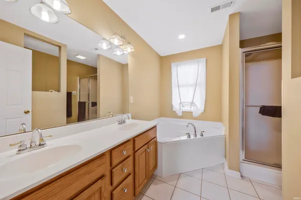 $450,000 | 4350 Wynbrooke Court, Newburgh, IN 47630