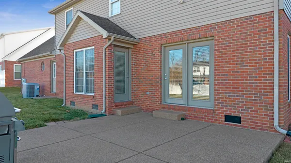 $450,000 | 4350 Wynbrooke Court, Newburgh, IN 47630