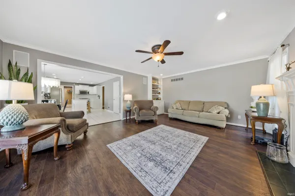 $450,000 | 4350 Wynbrooke Court, Newburgh, IN 47630