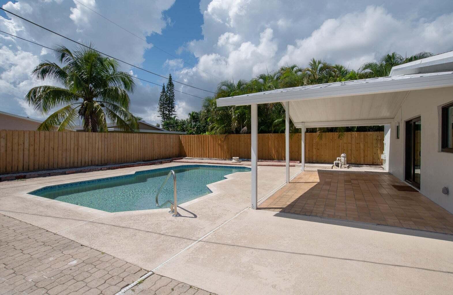 524 Northwest 53rd Street Boca Raton, FL 33487 - Photo 27 of 36 20210929223501137086000000-o