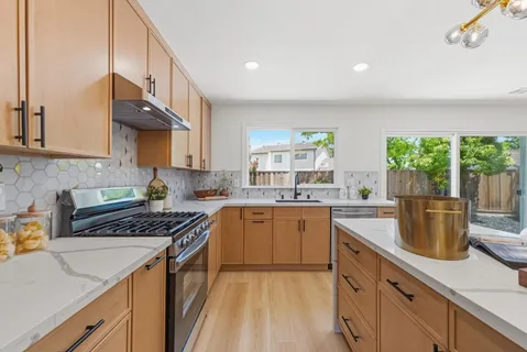 $1,680,000 | 242 Hardwick Place, San Ramon, CA 94583