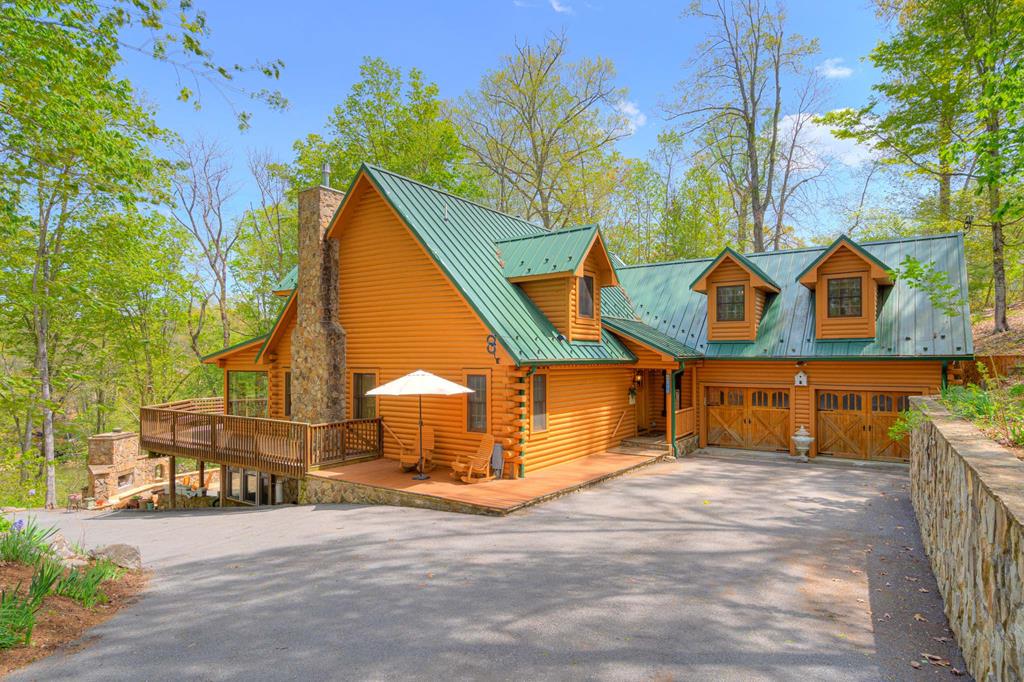 4752 Twin Coves Road Radford, VA 24141 - Photo 1 of 60 Gallery Image 1