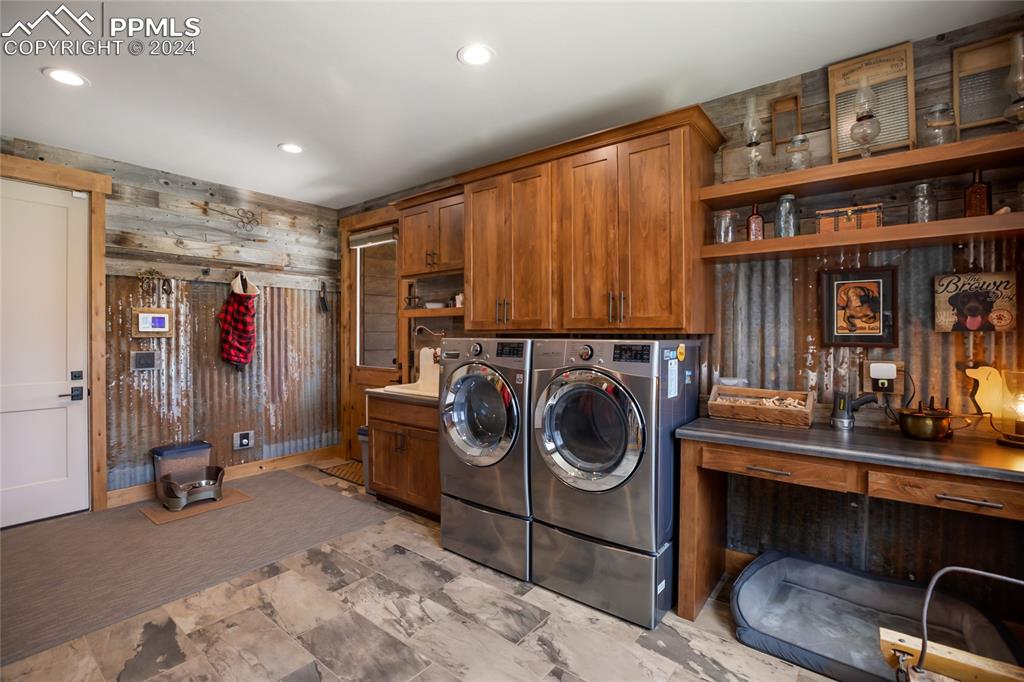 23143 Highway 67 Divide, CO 80814 - Photo 34 of 50