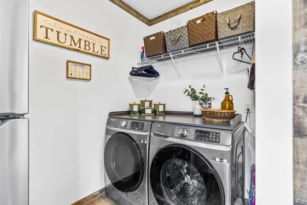 $539,900 | 1750 South Fork Road, Whitleyville, TN 38588