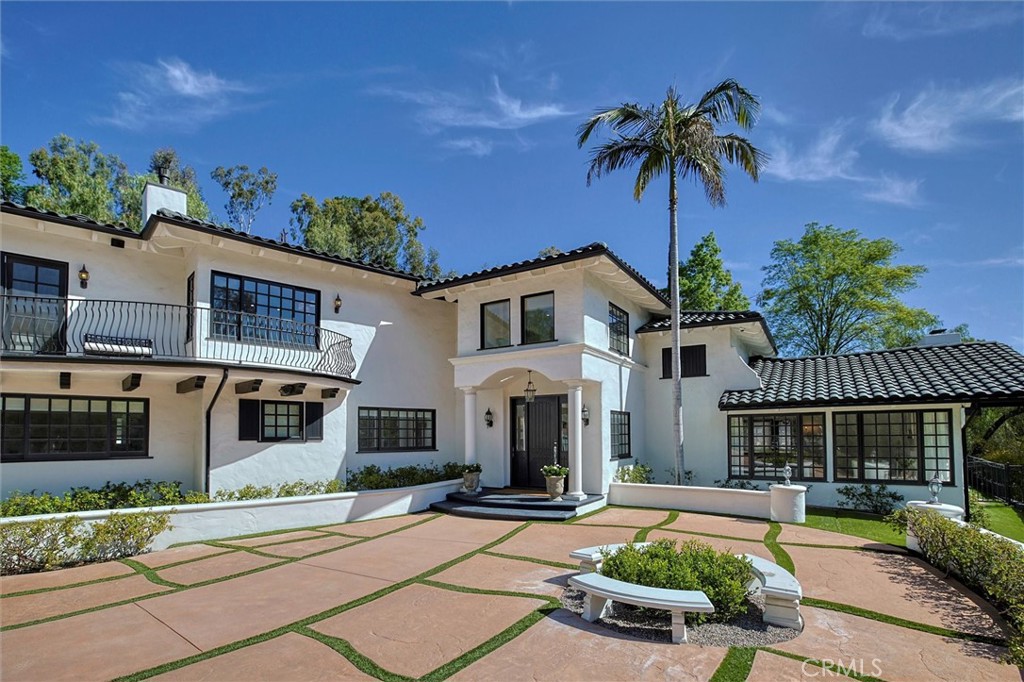 5839 Jed Smith Road Hidden Hills, CA 91302 - Photo 2 of 46