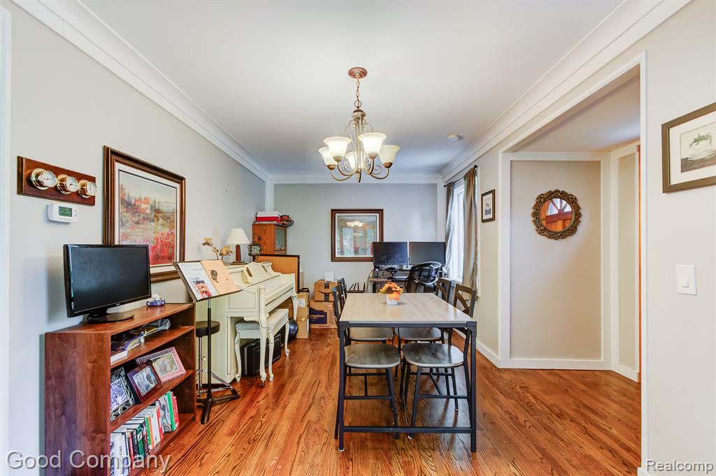 3119 South Adams Road Rochester Hills, MI 48309 - Photo 4 of 34