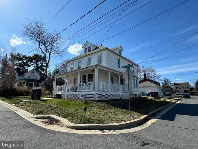 $1,850 | 1121 Rosedale Avenue, Wilmington, DE 19809