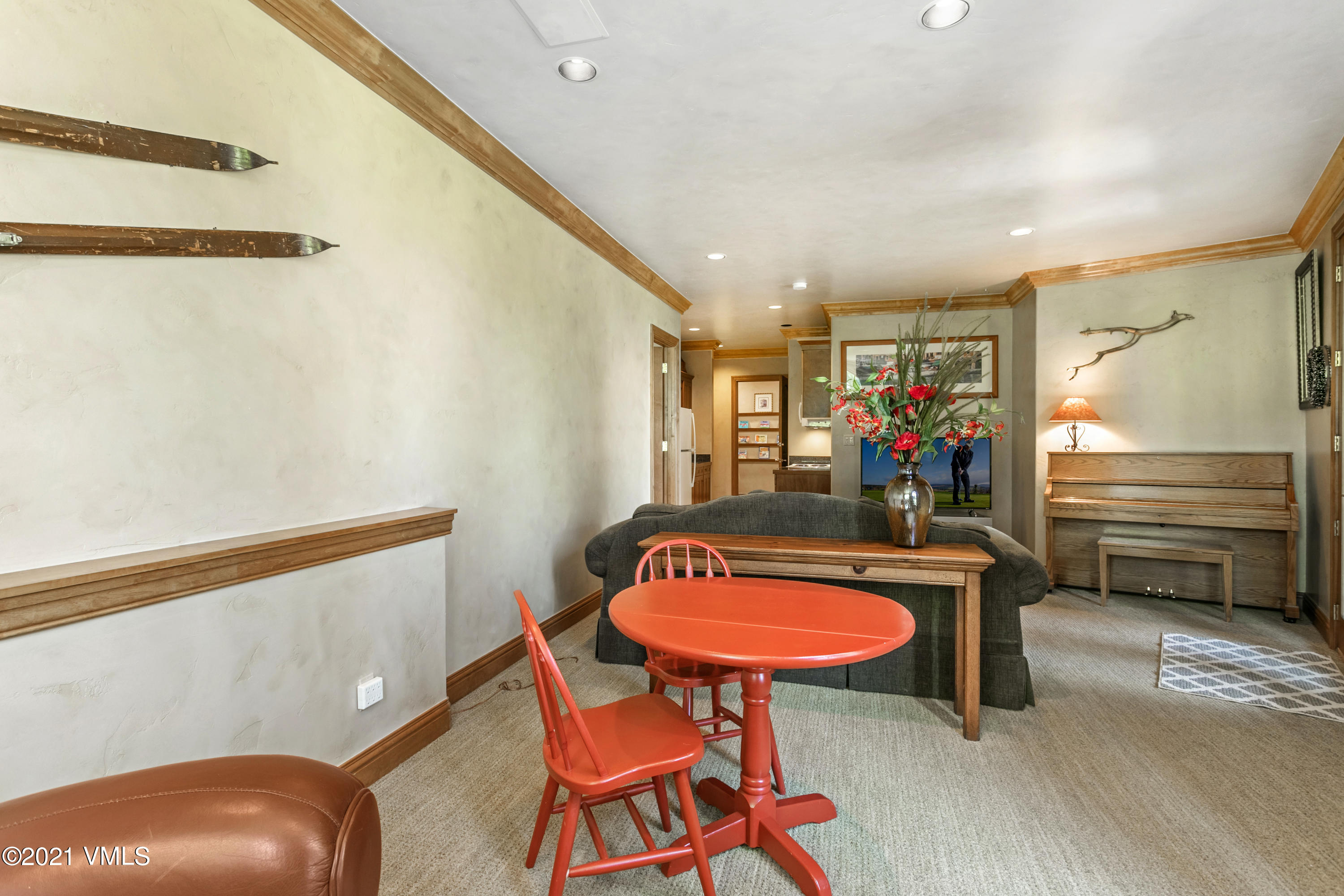 755 Eagle Crest Road Edwards, CO 81632 - Photo 35 of 56 a outdoor dining space with furniture and a rug