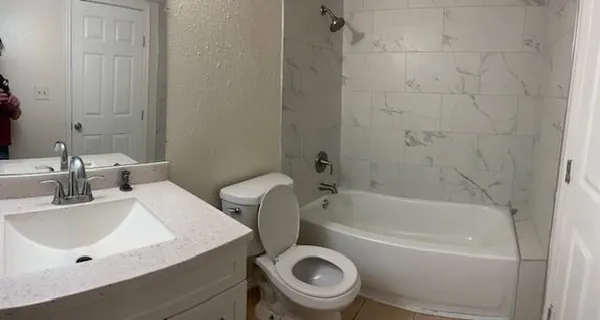 $950 | 8127 Stonehurst Street, Unit 9, Dallas, TX 75217