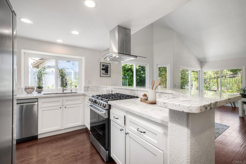 4710 Majorca Way Oceanside, CA 92056 - Photo 11 of 42 Kitchen open to living room