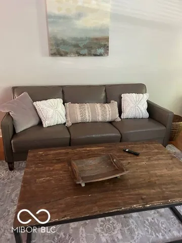 $2,200 | 2322 North Alabama Street, Indianapolis, IN 46205