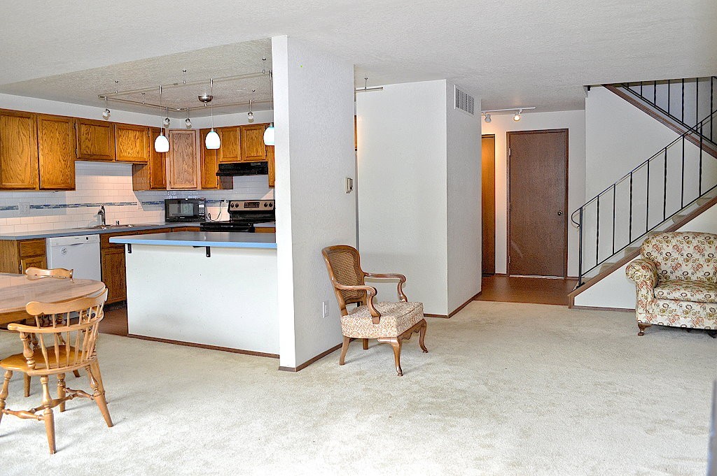 3500 Ridgemont Way, Unit 9 Bellingham, WA 98229 - Photo 5 of 25 Gallery Image 5