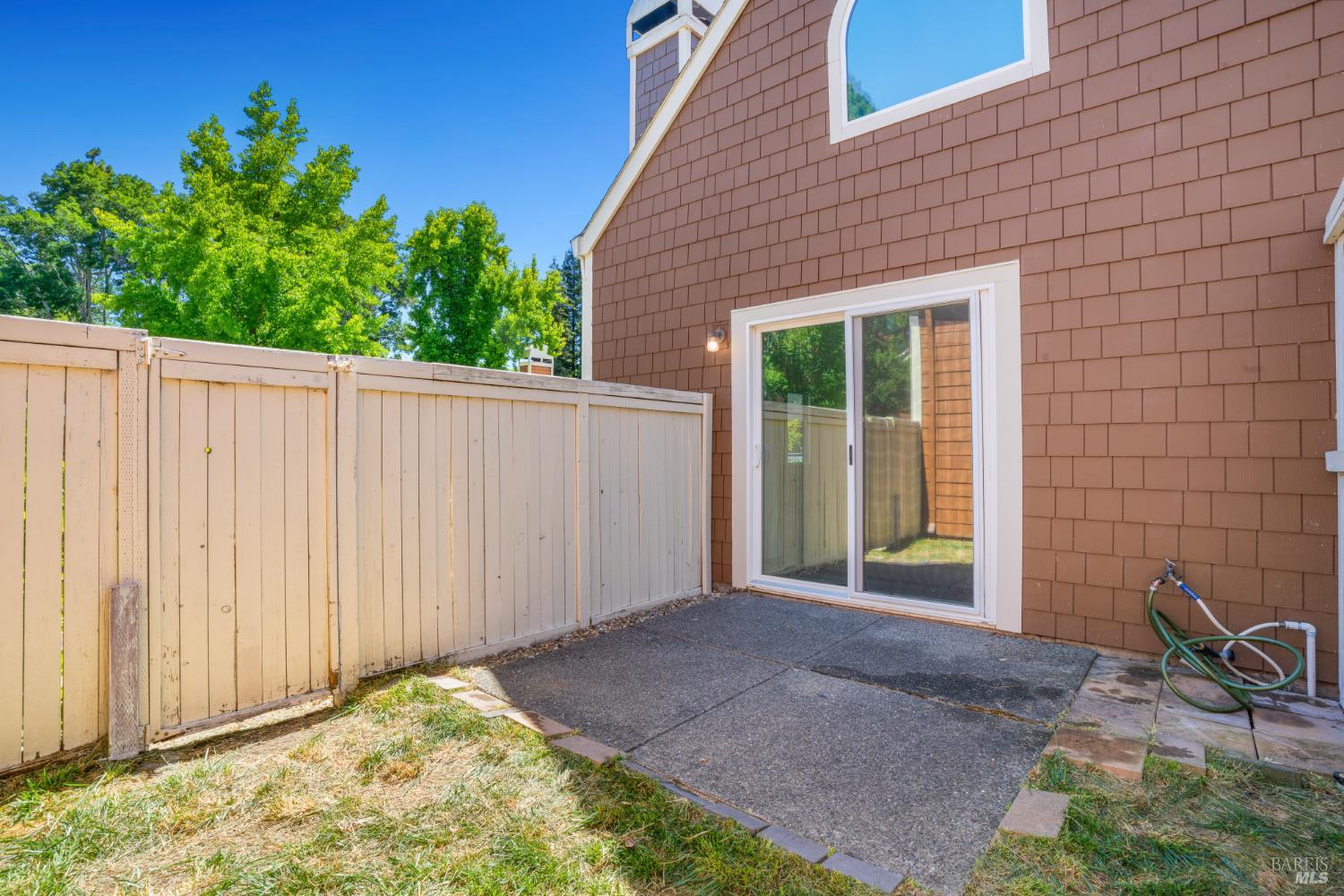 2706 Lakeview Drive Santa Rosa, CA 95405 - Photo 11 of 26