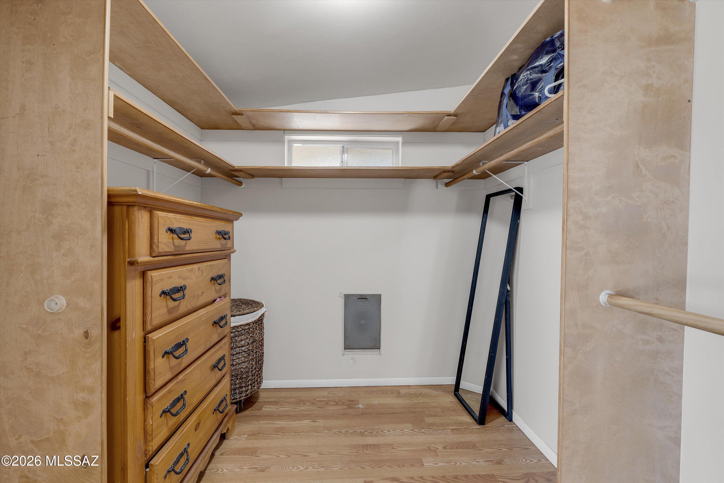 7531 North Juniper Road Tucson, AZ 85741 - Photo 18 of 27 20-Primary Bedroom Closet