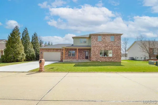 $518,500 | 19 Adderly Lane, Millstadt, IL 62260
