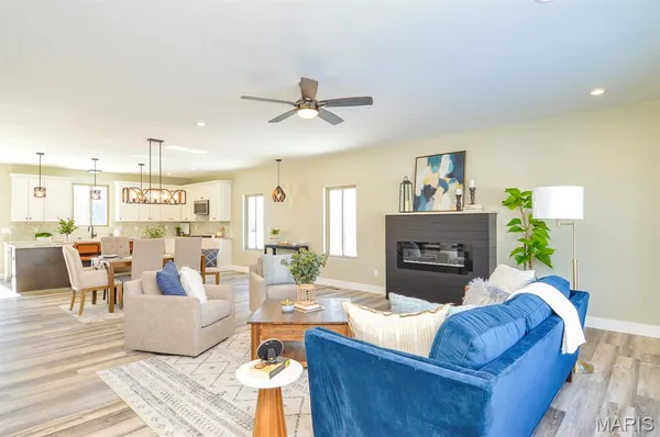 $518,500 | 19 Adderly Lane, Millstadt, IL 62260