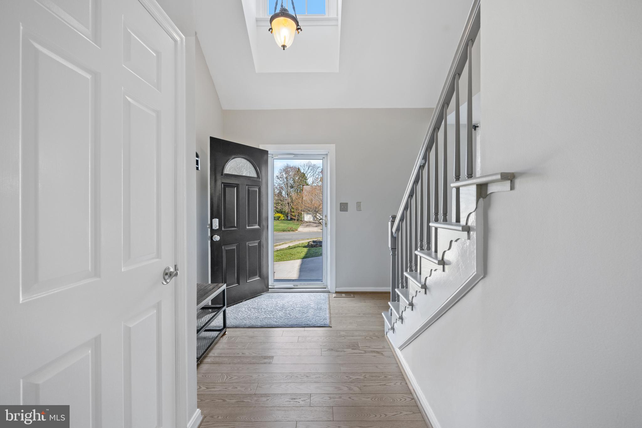 8255 Colling Ridge Court Alexandria, VA 22308 - Photo 8 of 49 welcome in!