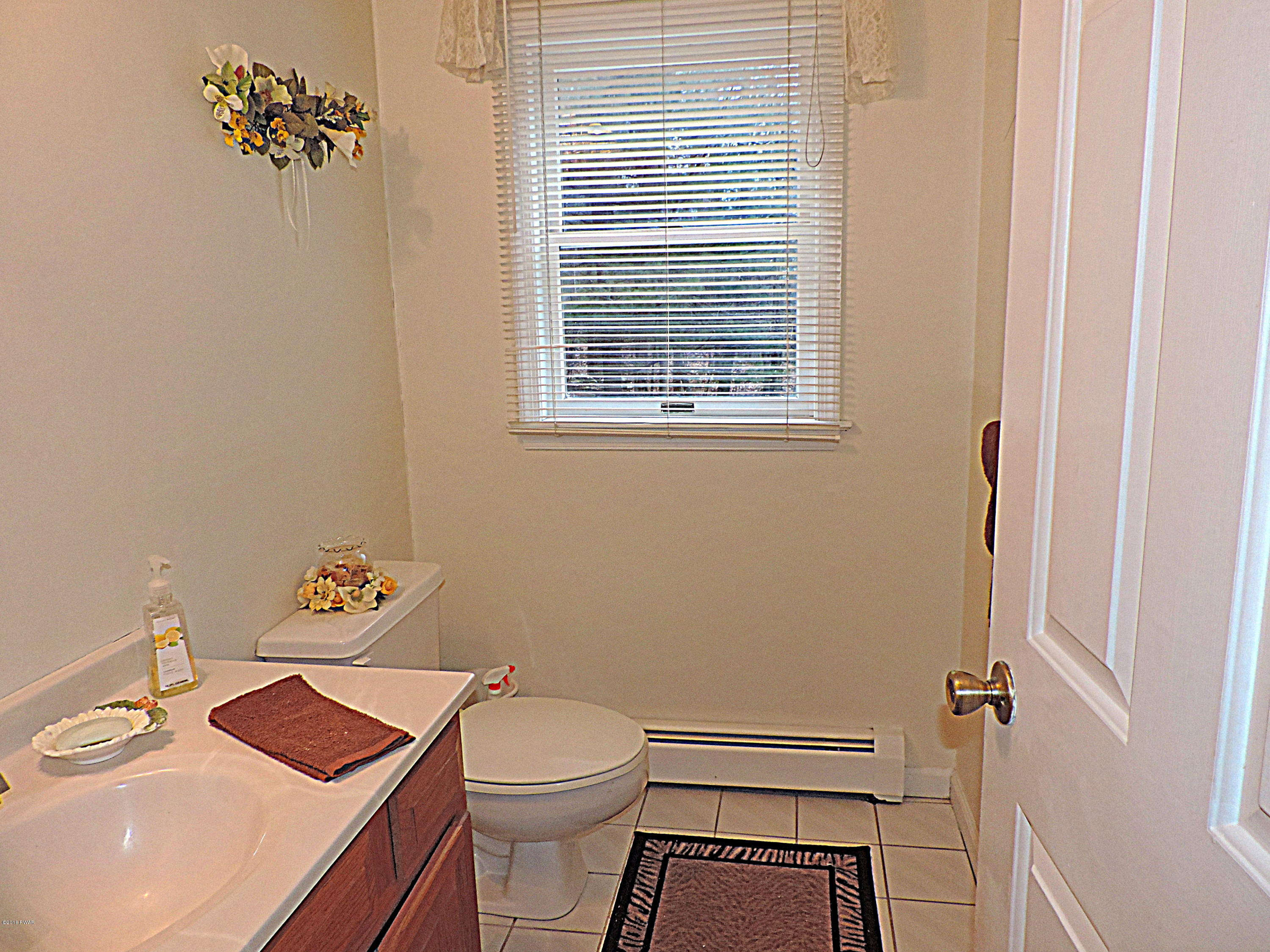 121 Ranger Road Greeley, PA 18425 - Photo 13 of 45 121 Ranger Road 011-001