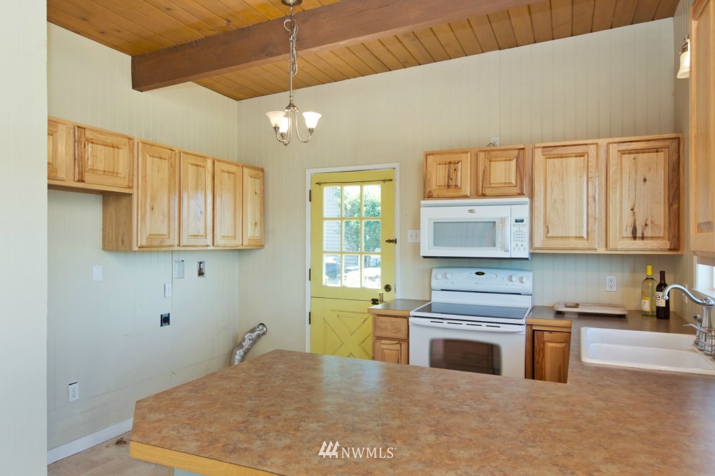 14802 East Lake Goodwin Road Stanwood, WA 98292 - Photo 10 of 22 Gallery Image 10