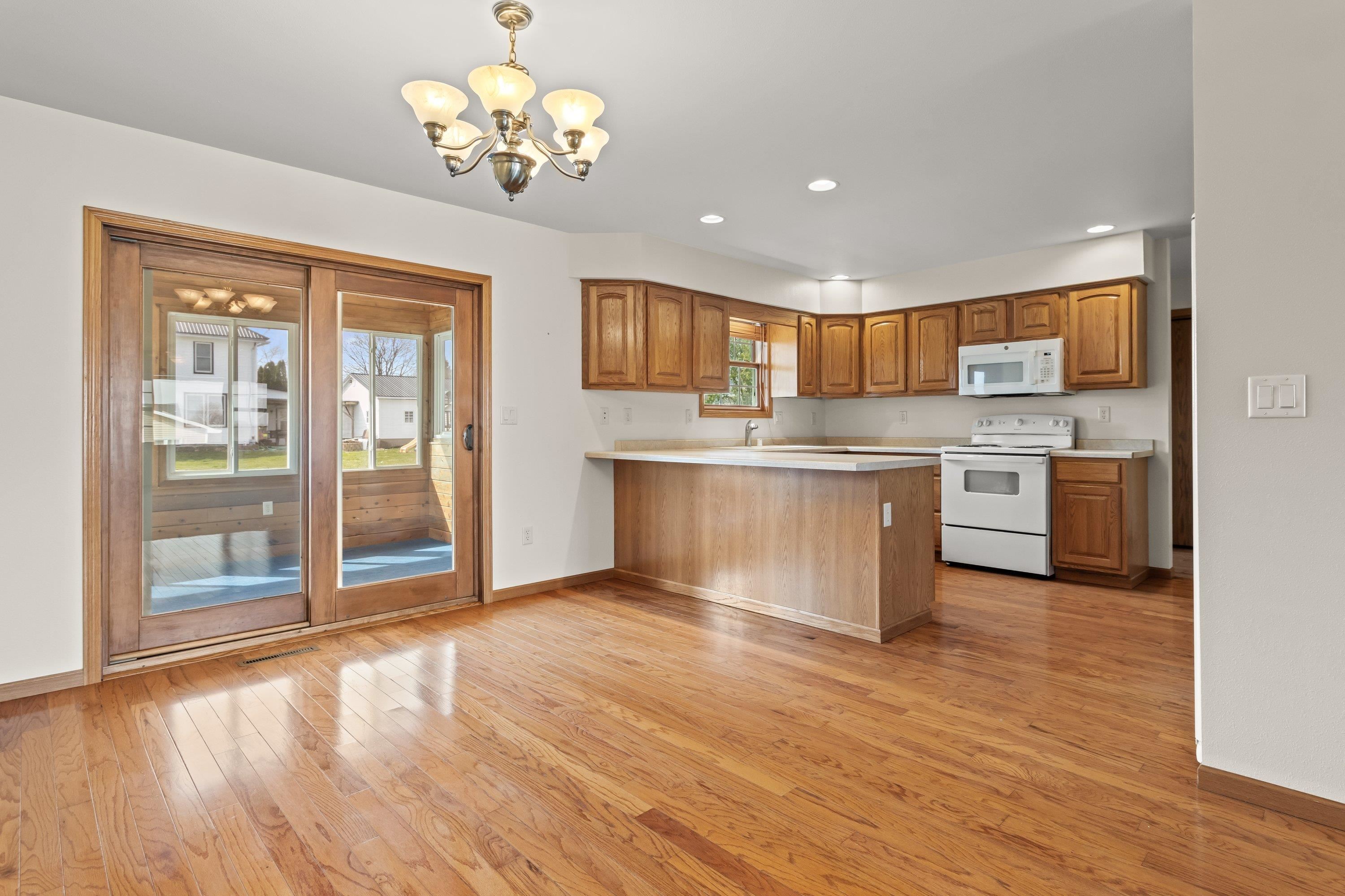 460 Garfield Street Fennimore, WI 53809 - Photo 5 of 36