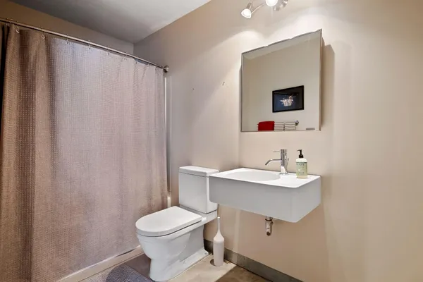 $3,295 | 700 North Washington Avenue, Unit 318, Minneapolis, MN 55401