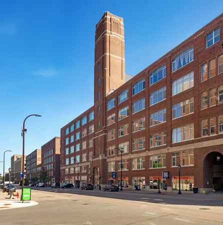 $3,295 | 700 North Washington Avenue, Unit 318, Minneapolis, MN 55401