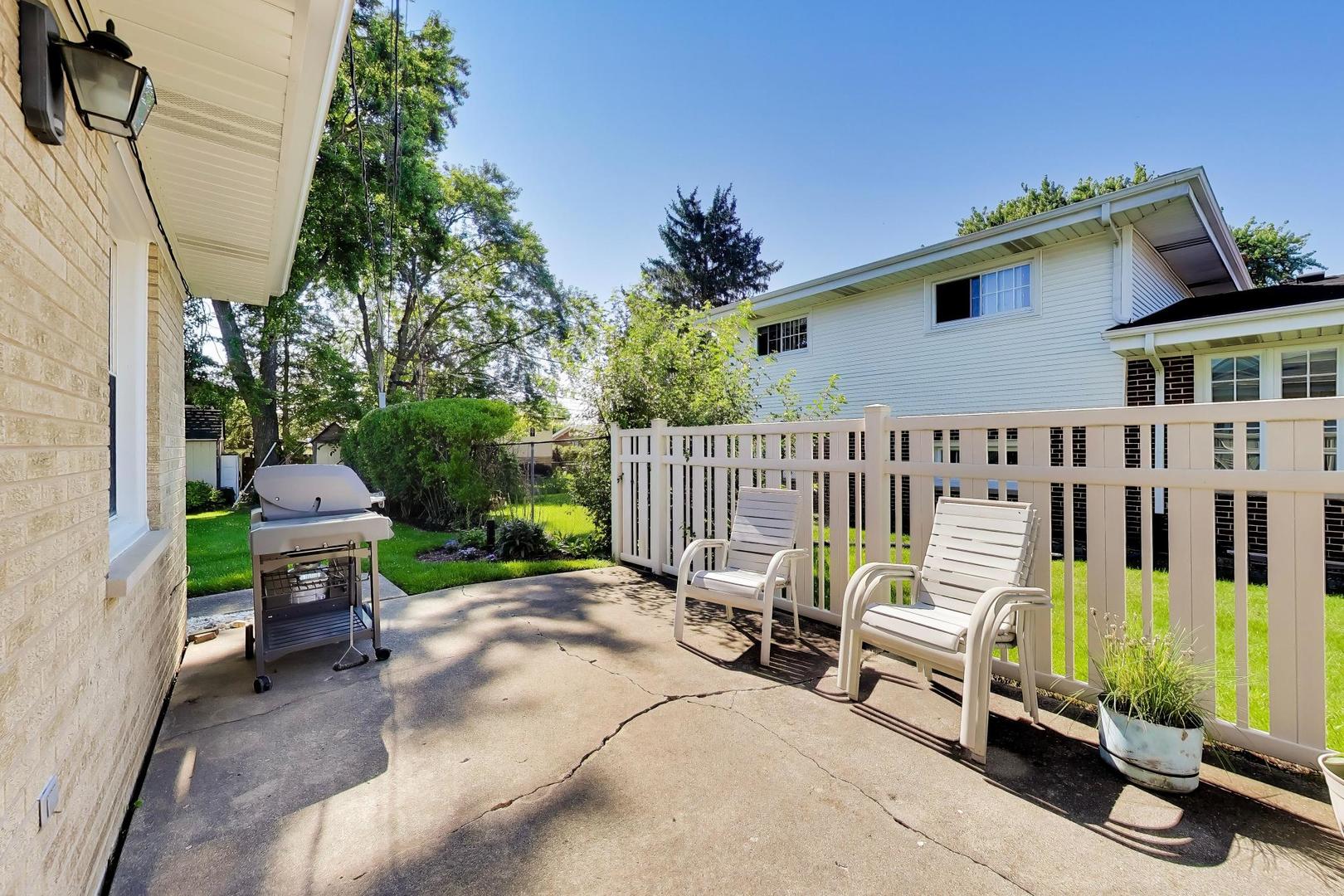 2505 East Mayfair Road Arlington Heights, IL 60004 - Photo 28 of 33